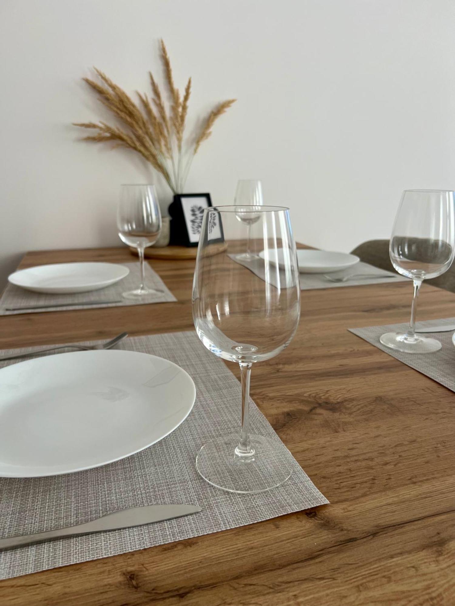 Skau Piano Family & Business Apartment Free Parking Bratislava Exterior photo